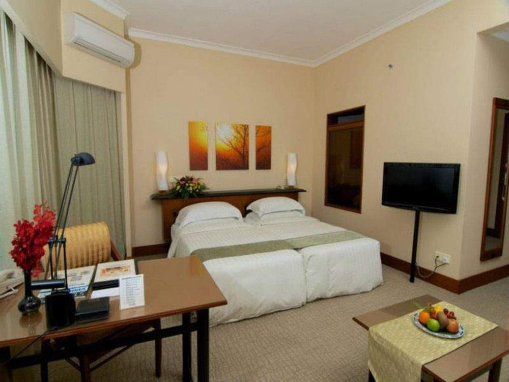 Ascott Gurney Penang Hotel George Town  Kültér fotó A room at the hotel