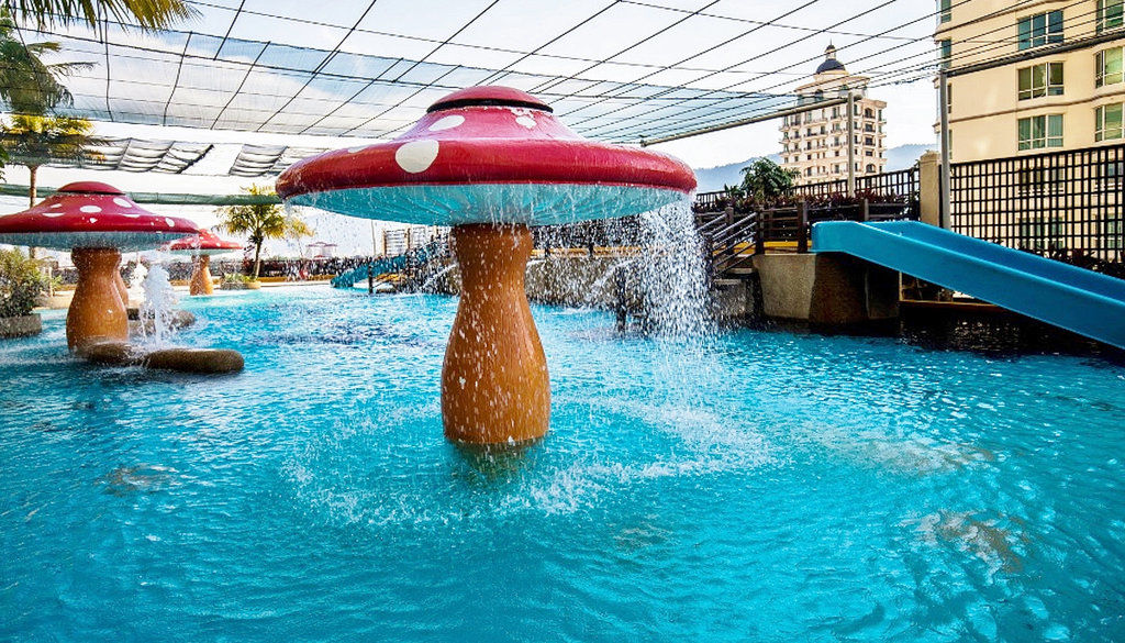 Ascott Gurney Penang Hotel George Town  Kültér fotó Splash the Sun Water Park